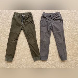 2 pairs Cat & Jack joggers, size 5T